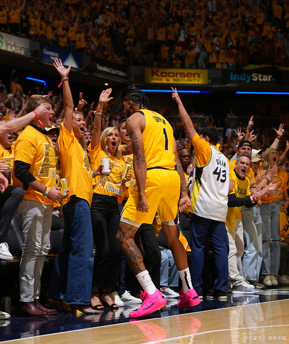 包含欧篮联倒计时,洛杉矶湖人赛前豪取连胜,细节引发关注,气氛紧张,训练强度明显提升的词条 包含欧篮联倒计时,洛杉矶湖人赛前豪取连胜,细节引发关注,气氛紧张,训练强度明显提升的词条